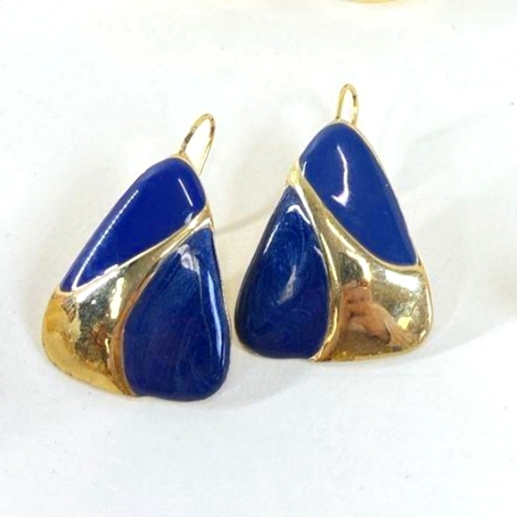 Vintage Jewelry - Elegant Blue and Gold Enamel Earrings